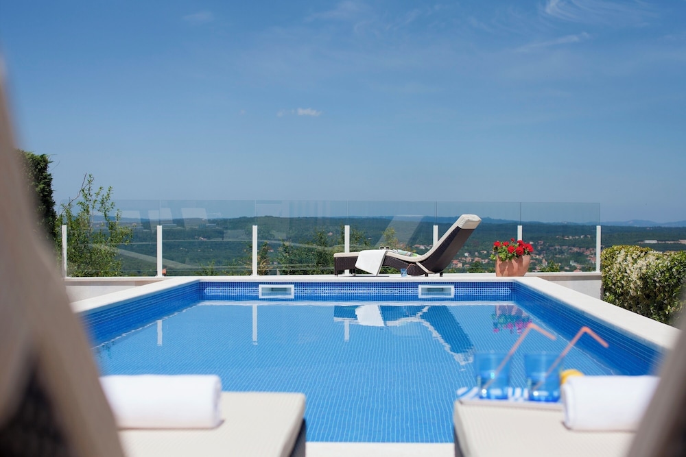 Villa Rosa Magica