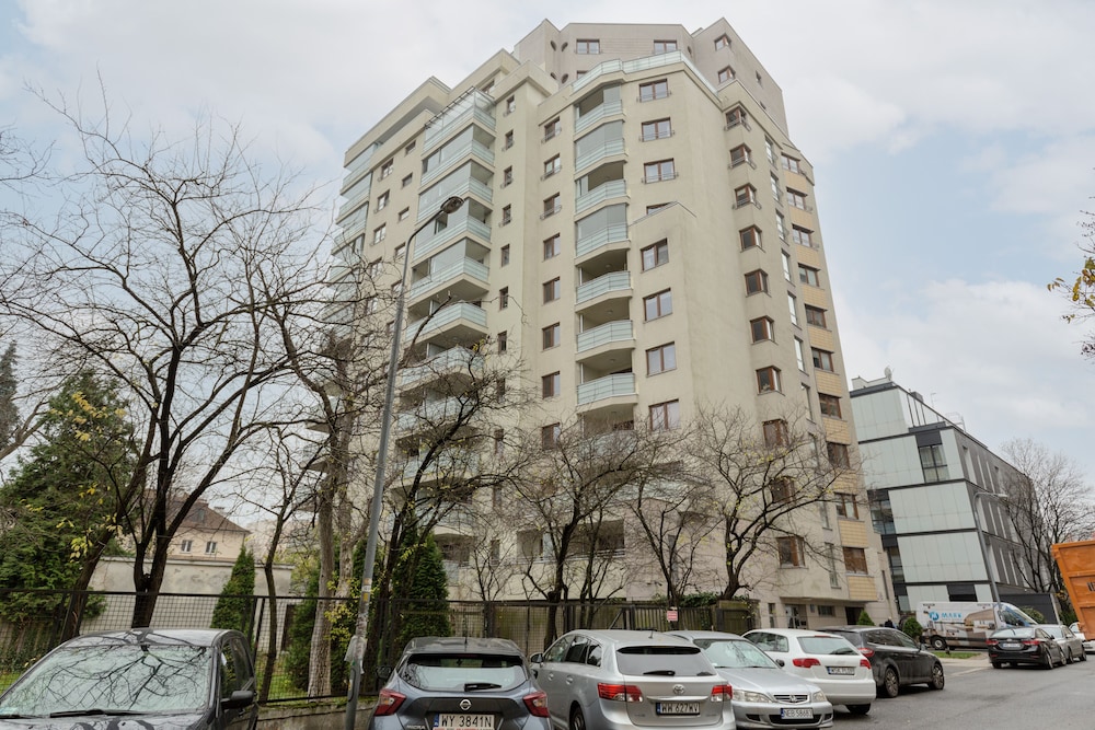 Broniwoja Apartment by Renters view 5