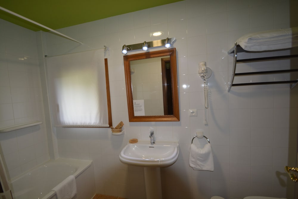 Apartamentos Remanso del Río Razón