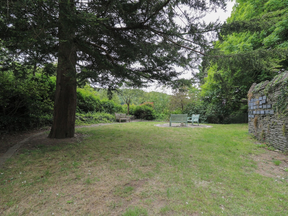 Lower Vestry