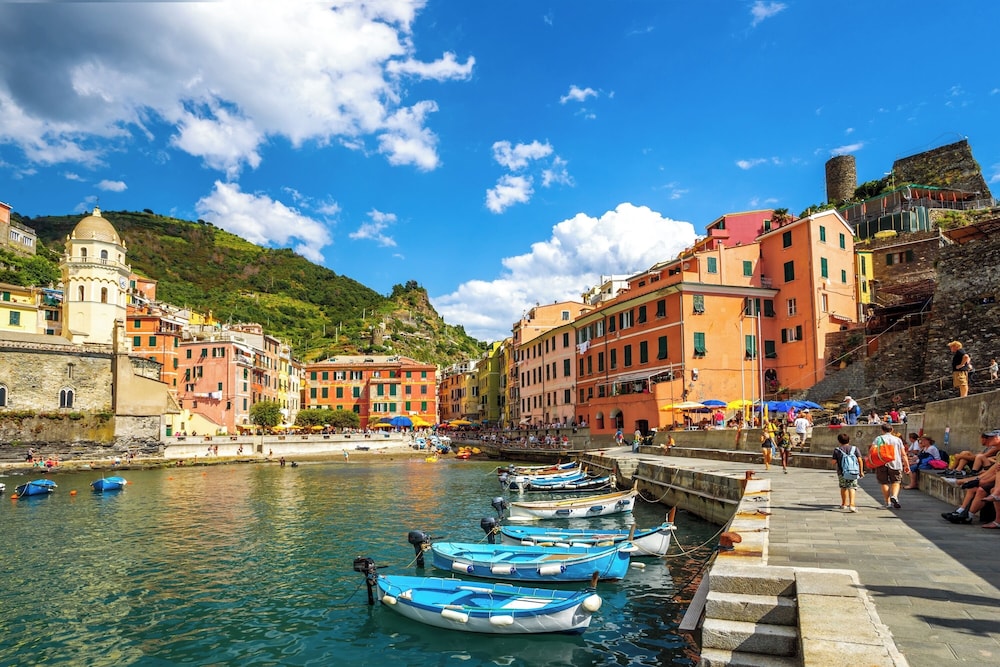 Vernazza Apartments