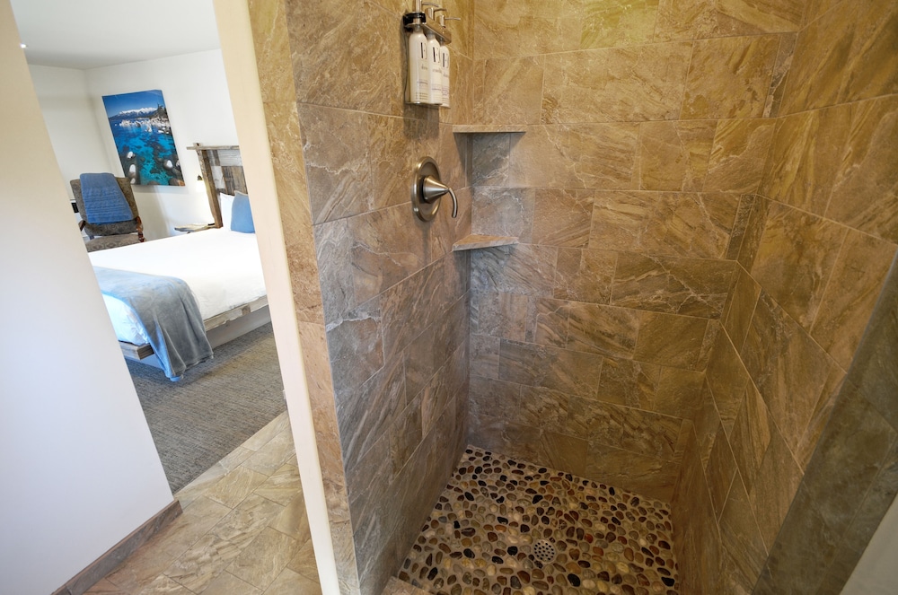 Tahoe Vistana Inn - Property Image 42