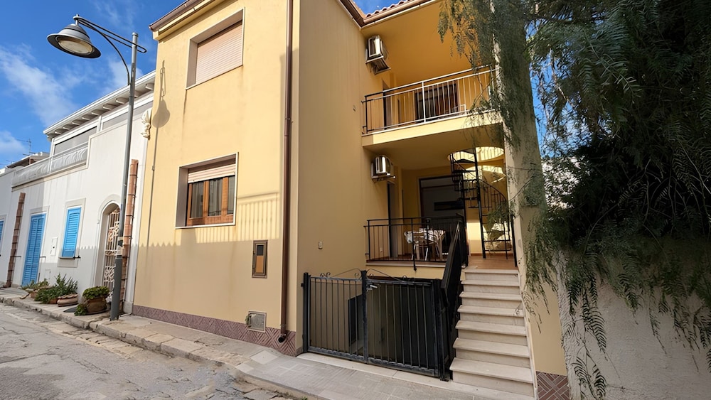 Casa Amodei 2 a Pochi Passi dal Mare