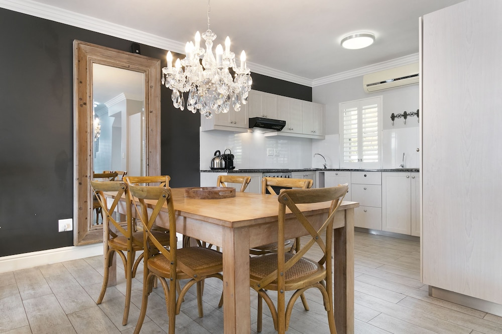 Winelands Golf Lodges at De Zalze