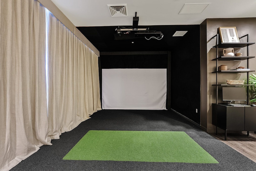 ROVE LIVING/KL - 44 Monroe