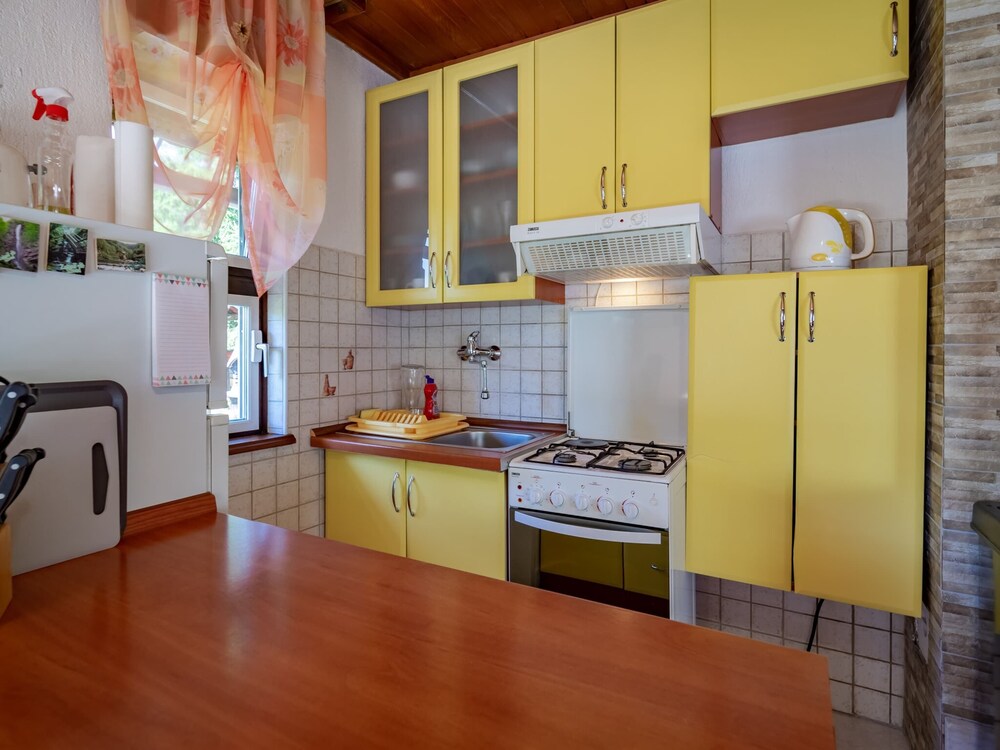 Detached House at 100m Distance of the Lake view 5