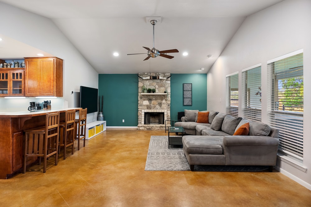 Marble Falls Vacations - Pet-friendly Marble Falls Home w/ Hot Tub! - Property Image 41