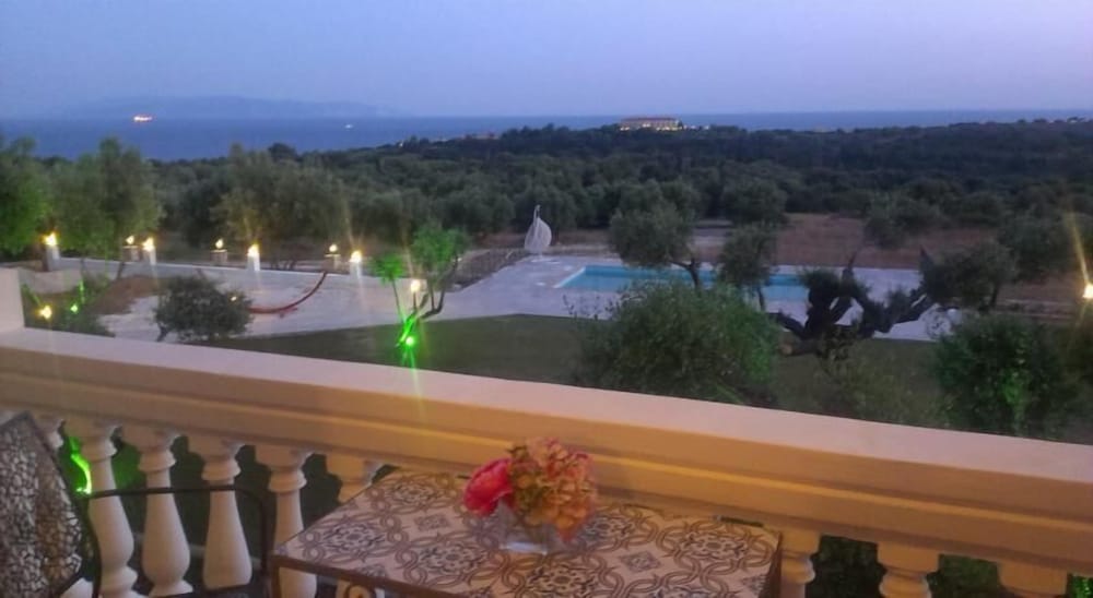 Elaias Gi Residence