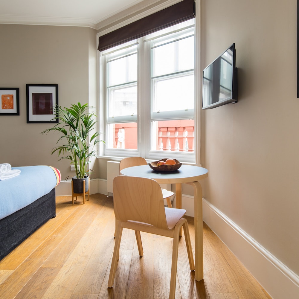 Funky Covent Garden Studio - Netflix Nespresso