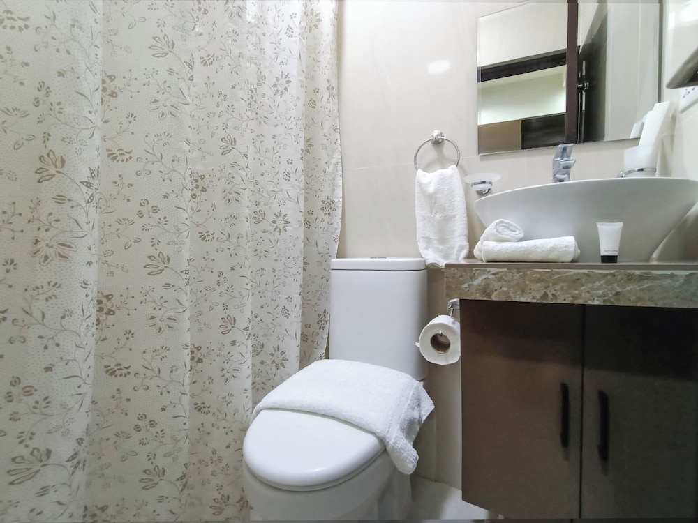 Manzil Anilao Cosy 2 Bedroom Apartment U5
