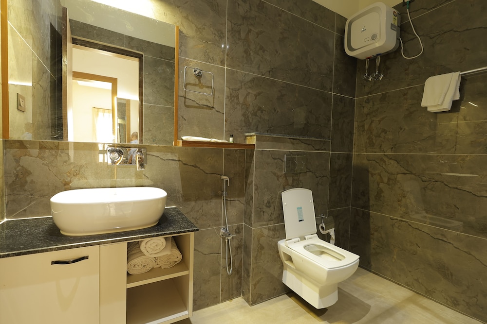Dhanshree Resort