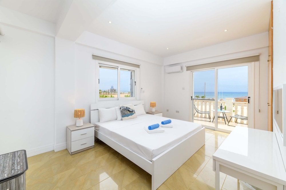 Sirens Beach House in Ayia Napa