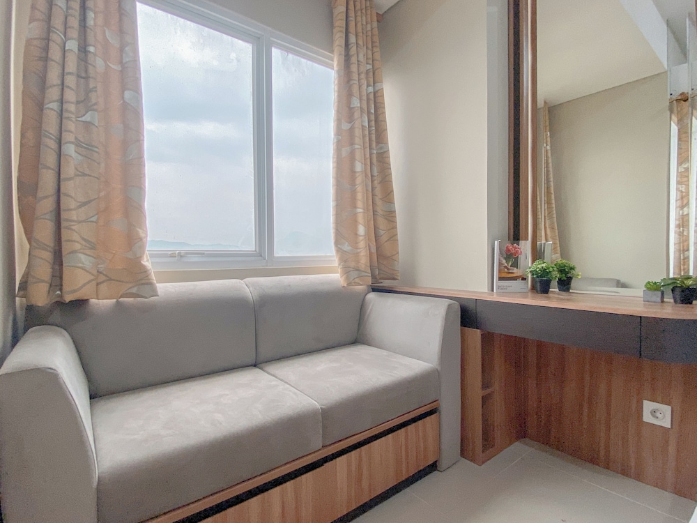 Modern Scandinavian Studio At Lrt City Sentul - Royal Sentul Park Apartment
