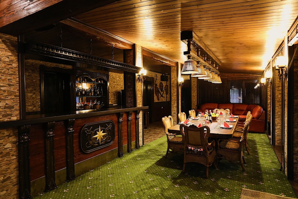 Banniy Klub Shangri-La