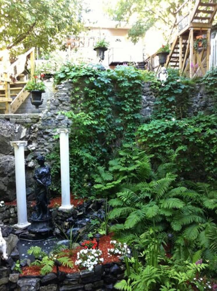 Photo 52