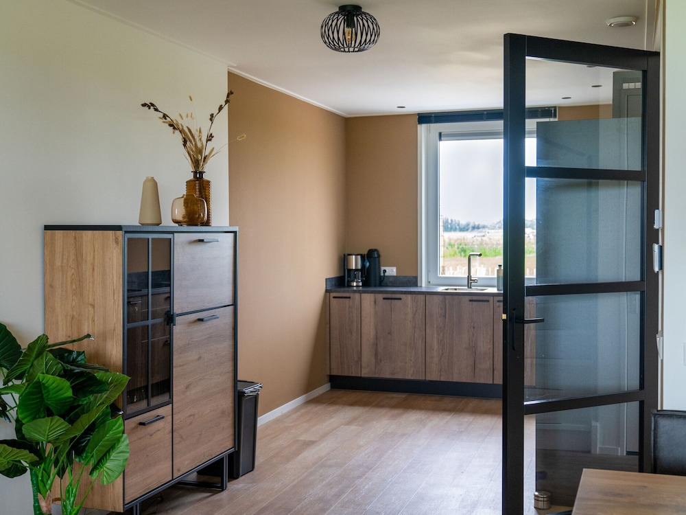 Spacious Frysian Villa on the Waterfront view 4
