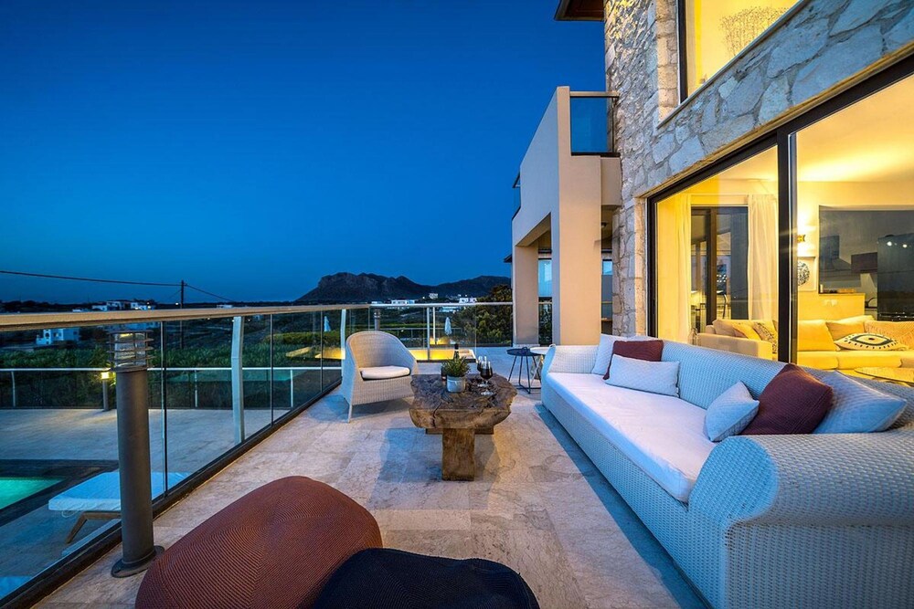 Tersanas Villas