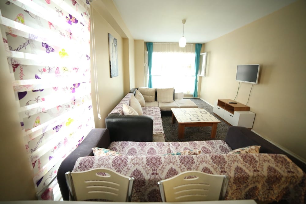 Gunes Suites
