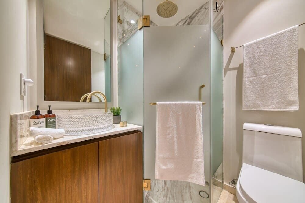 Amazing Condo - Beach Access - Spa - Pool