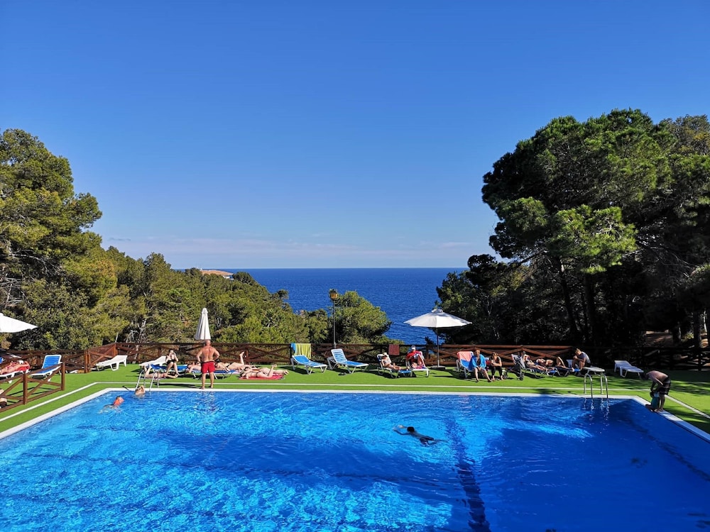 Hotel Camping Cala Llevado - Image 1