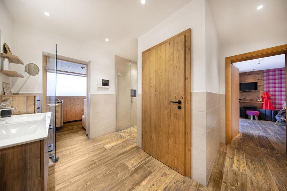Ski-friendly Chalet in Neukirchen