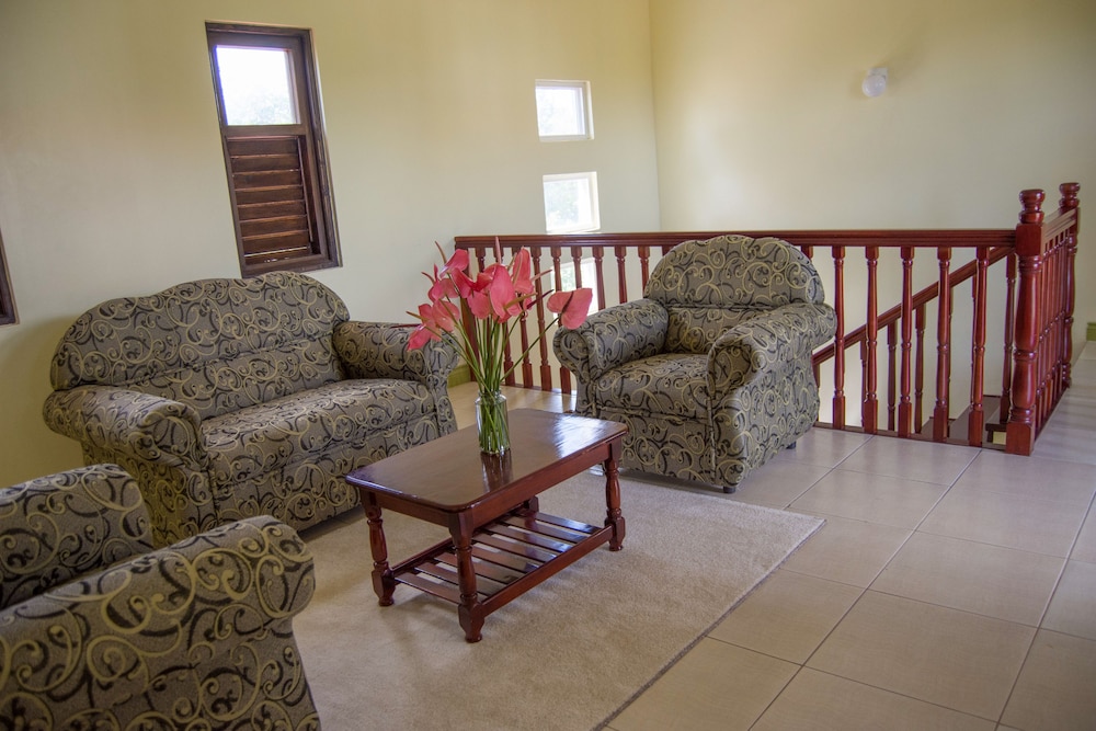 Villa Cannelles view 5