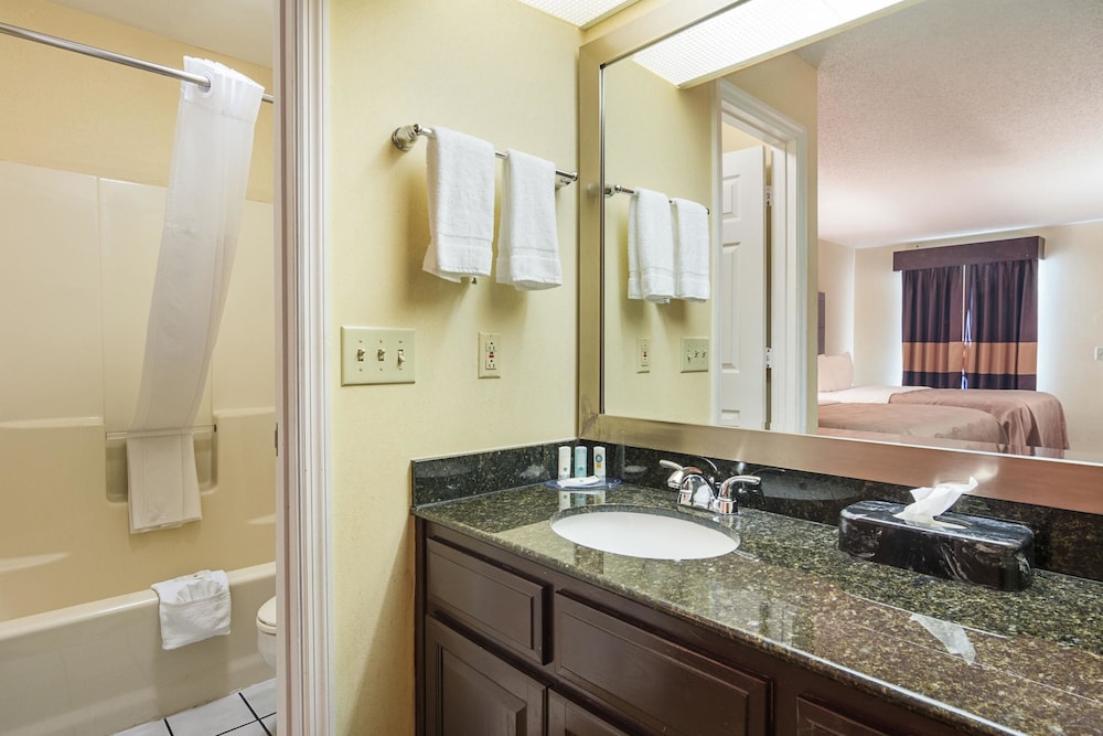 Quality Inn Hartwell - Property Image 12
