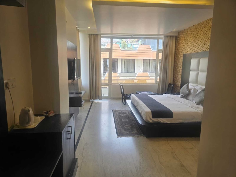 Kamal Residency By Memory Stays
