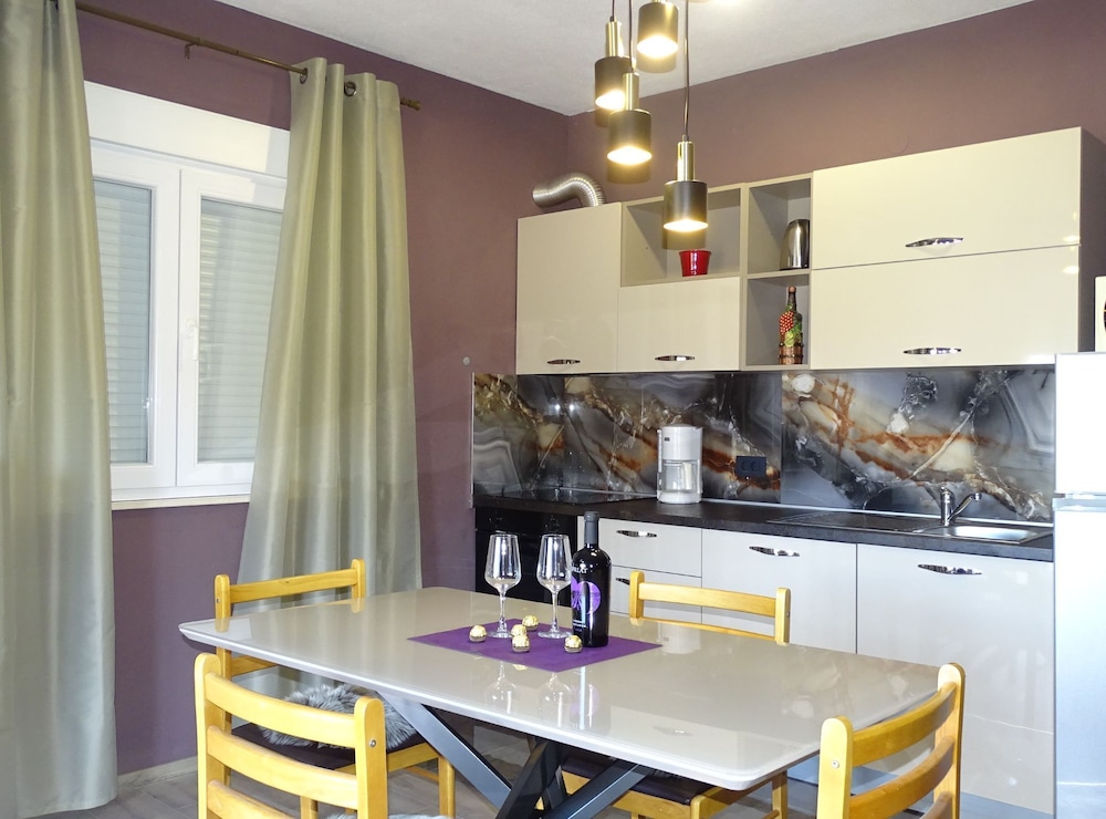 Apartmani Luna