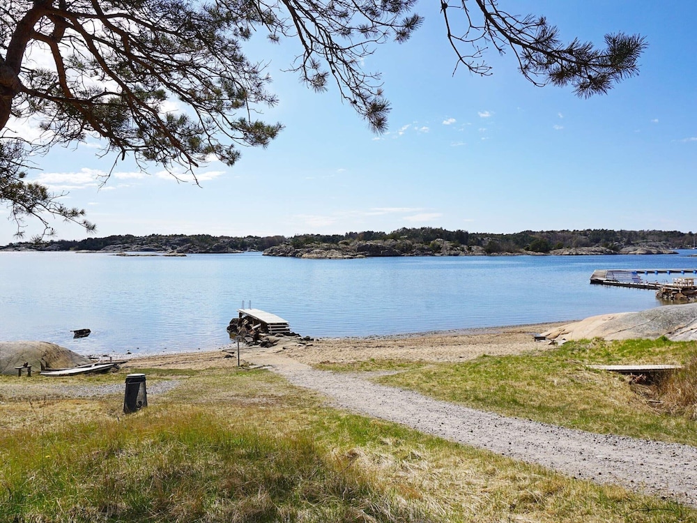 2 Person Holiday Home in Stromstad-by Traum