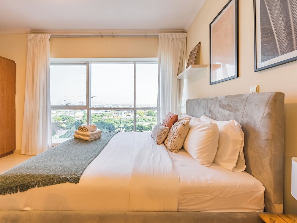 Stylish Studio Escape in the Heart of JLT