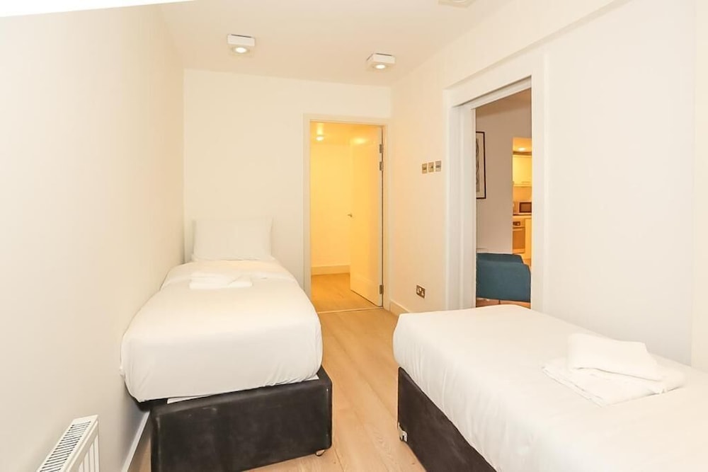 St. Stephen's Green Apartments