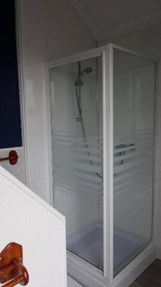 Meadows Way Guest House