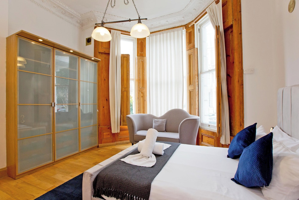 Imperial Earls Court Apartments
