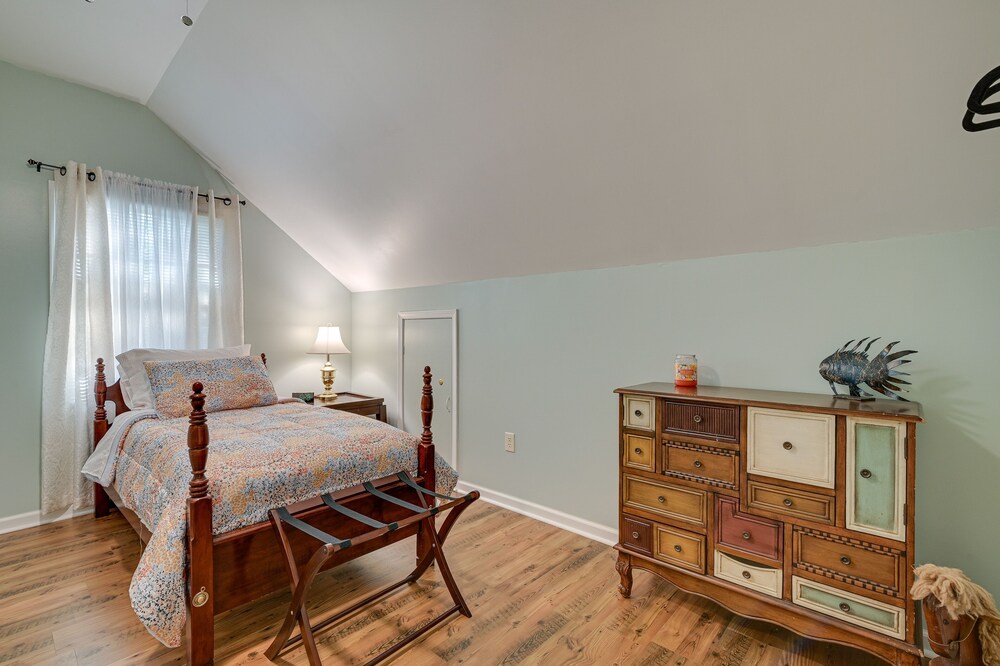 Homey Murrells Inlet Vacation Rental Near Marina view 3