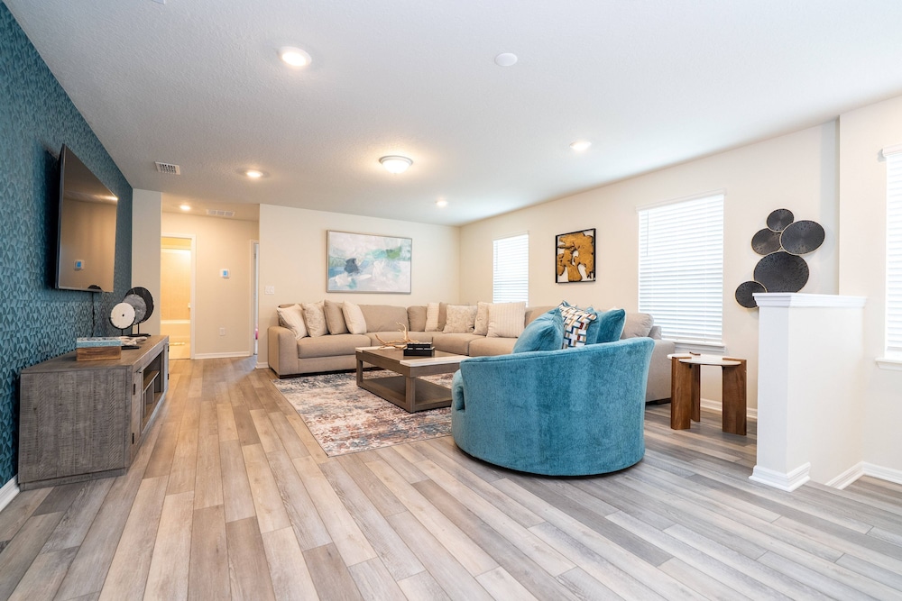 Windsor Cay 7BR Water Park Free