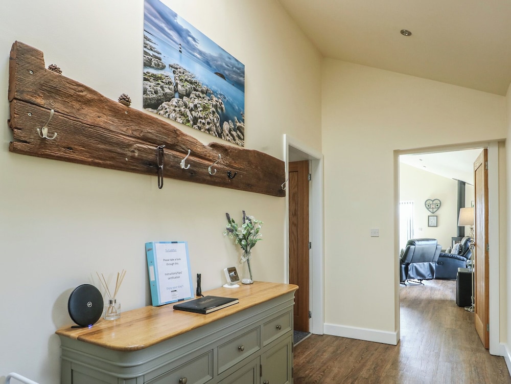 Ty Cuddfan