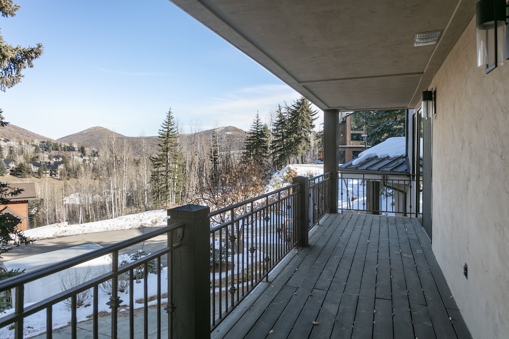 656 Coalition View Court - Private Home With Spa 4 Bedroom Home