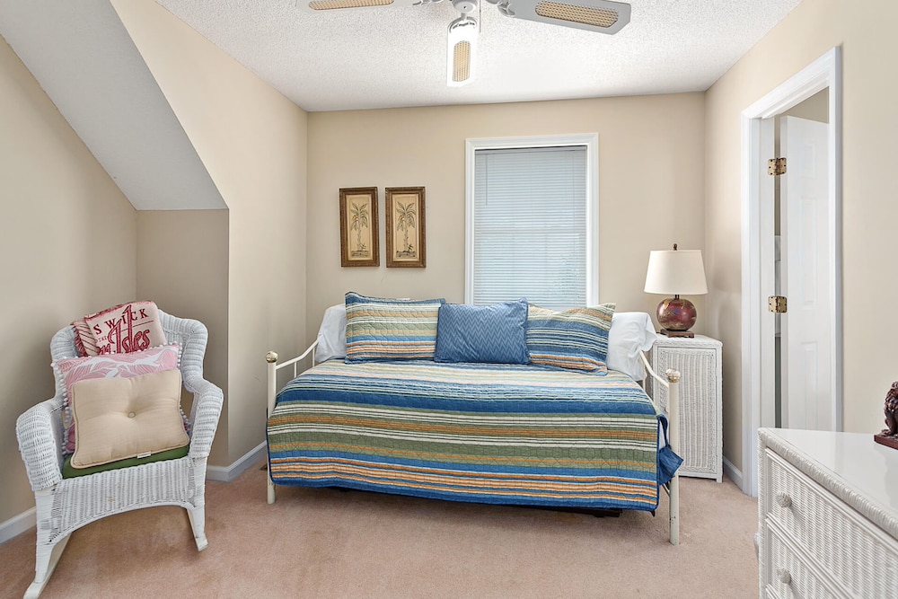 St Simons Island Vacations - 111 Mews Circle by Hodnett Cooper - Property Image 5