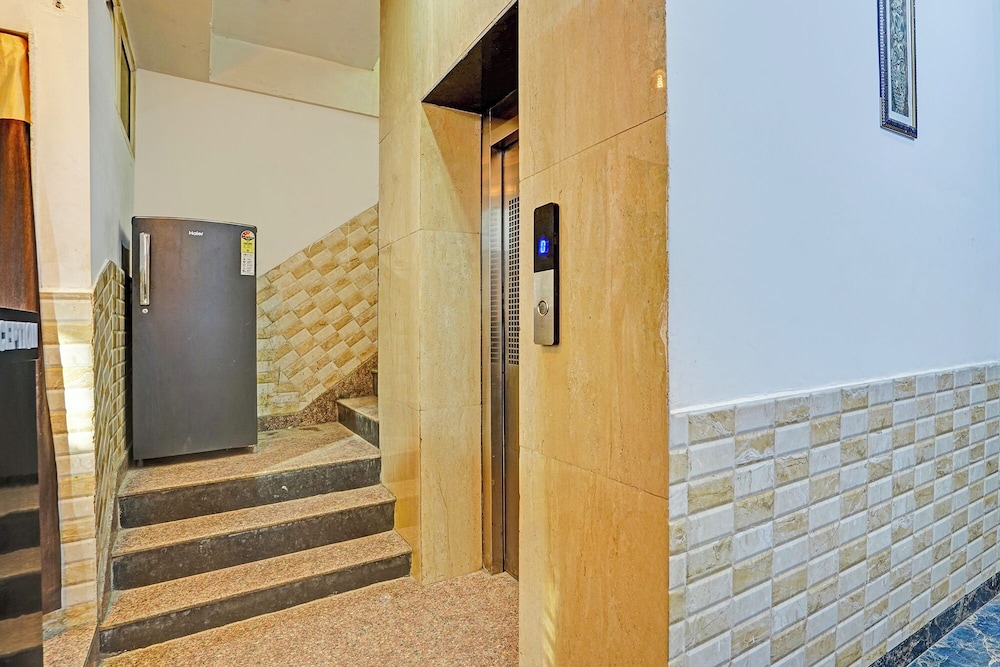 Fabhotel Vasundhara Grand