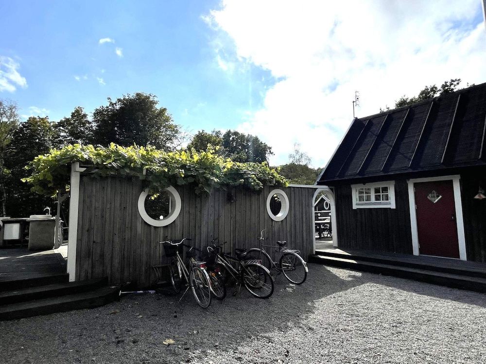 4 Star Holiday Home in Drottningskar