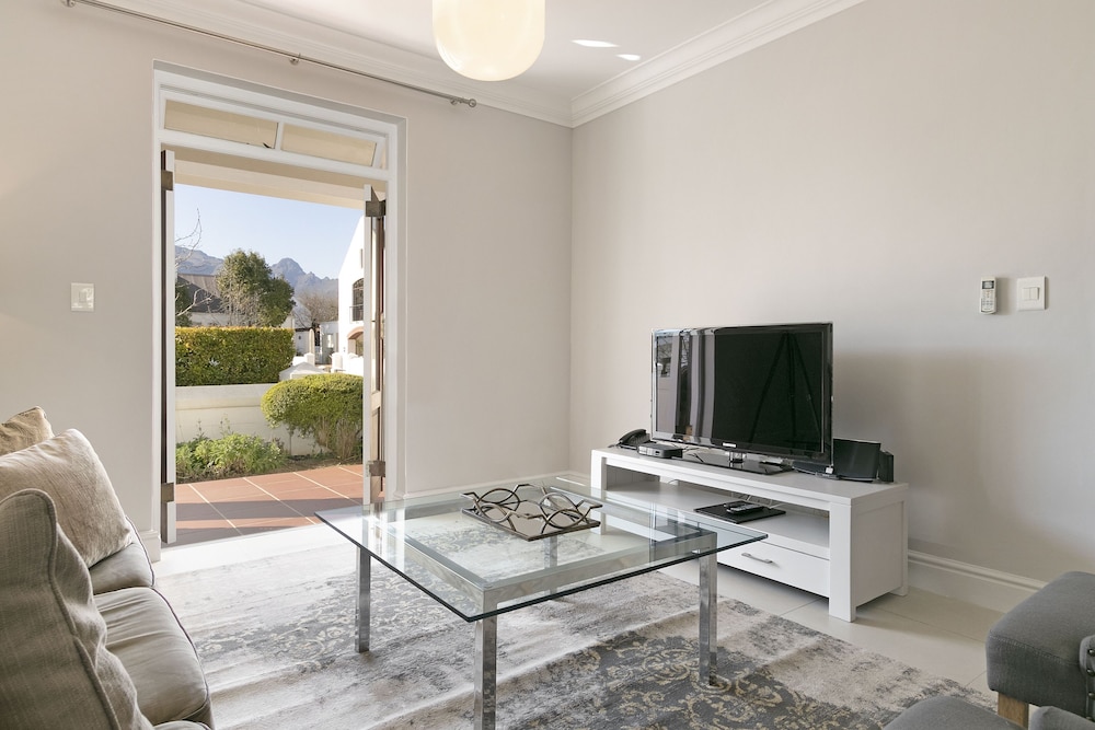 Winelands Golf Lodges at De Zalze