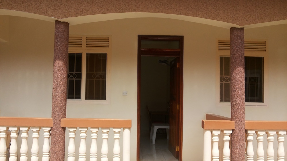 Leam Guesthouse