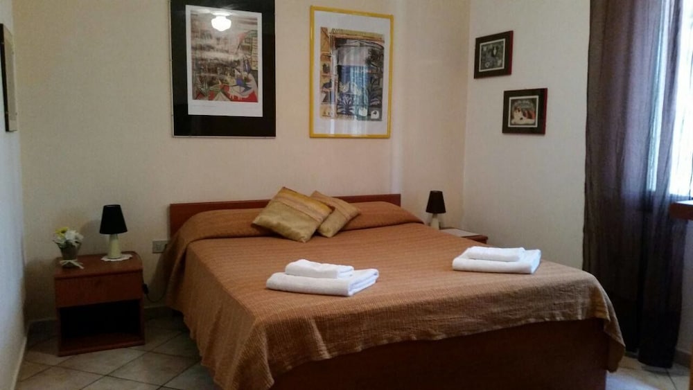 Bella Calasetta photo 2