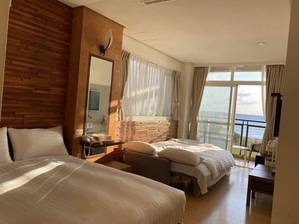 LoveSea 126 House Inn