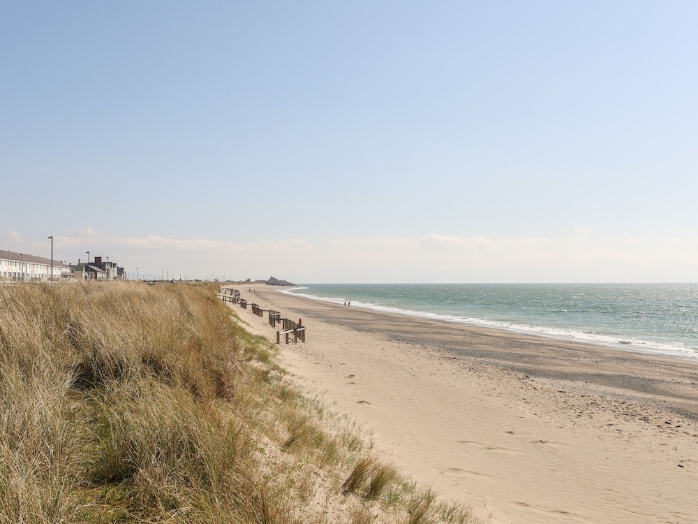 7 Min Y Traeth