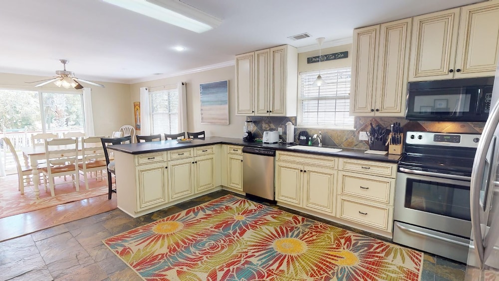 Sea Tybee by Tybee Vacation Rentals