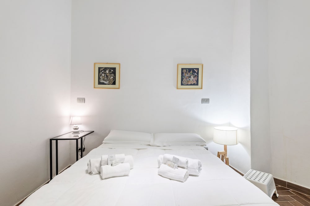 Genova Principe Terrace Apartment view 4