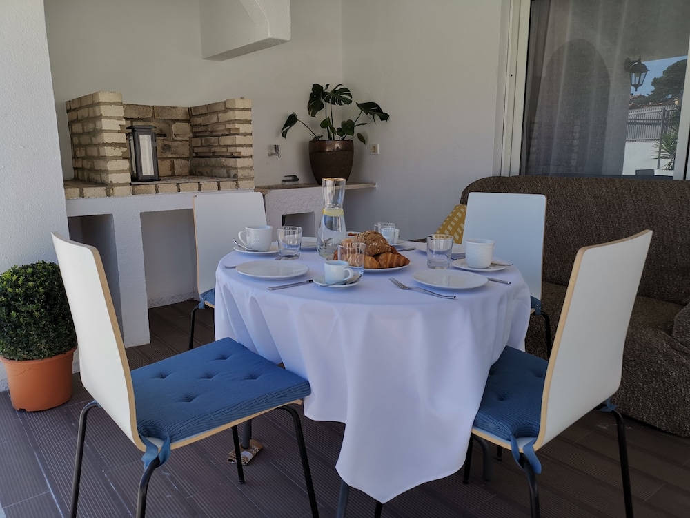 Vogue 23 Boutique Hotel