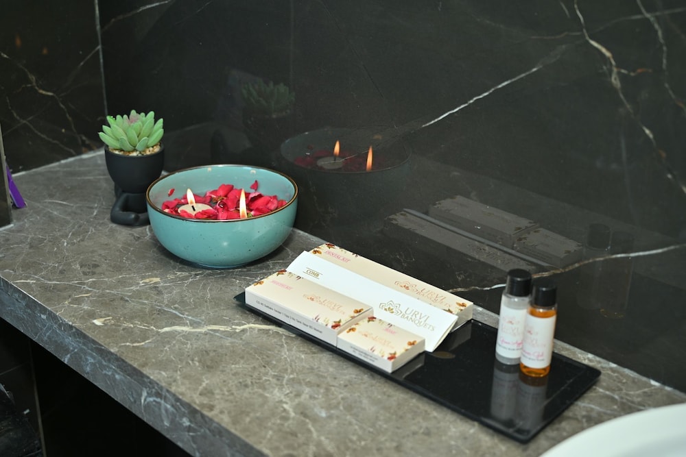 Urvi Banquets & Guest House